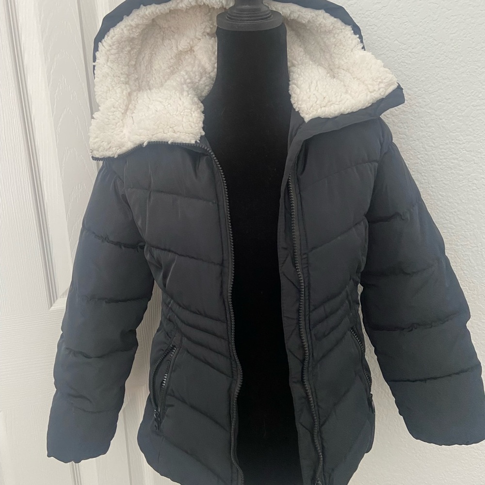 Kids Hooded Sherpa-Trim Puffer Jacket - Black